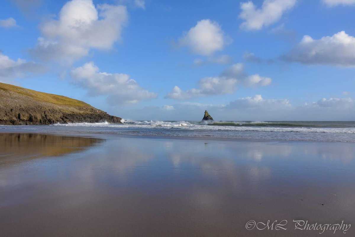 Beautiful reflections at Broadhaven South