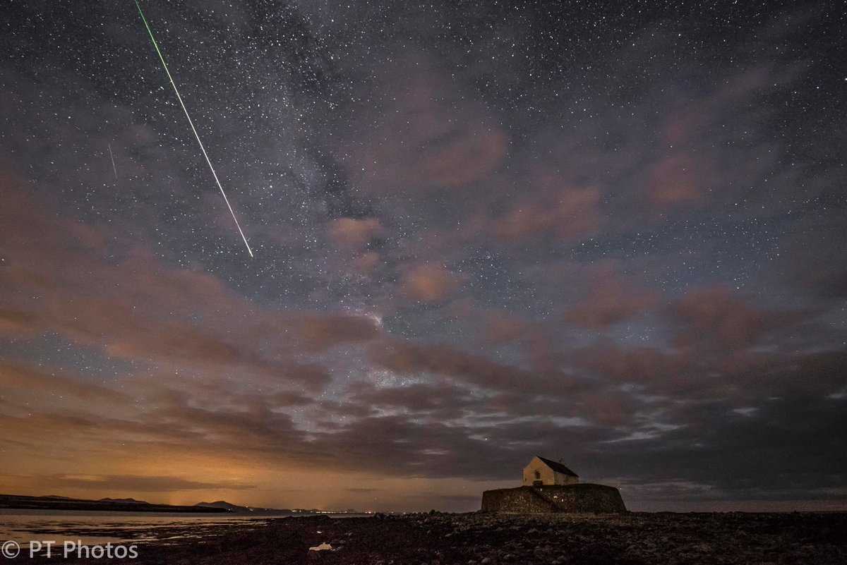 Meteors over Ynys Cribinau